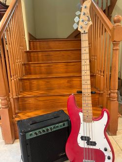 Cort Vintage Precision Bass w/ Stagg 20 Watt Base Amp