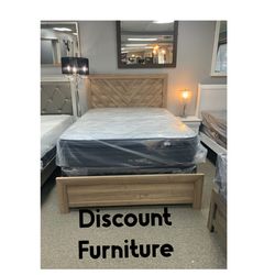 Full Size Bed with Mattresses 💥