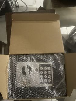 Mini Bookshelf Safe