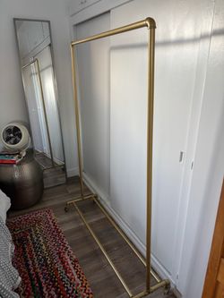 Gold wardrobe rolling rack