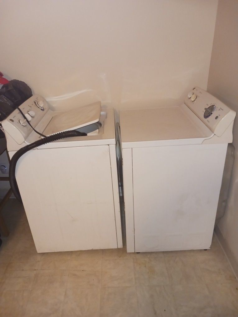 Washer And Dryer 