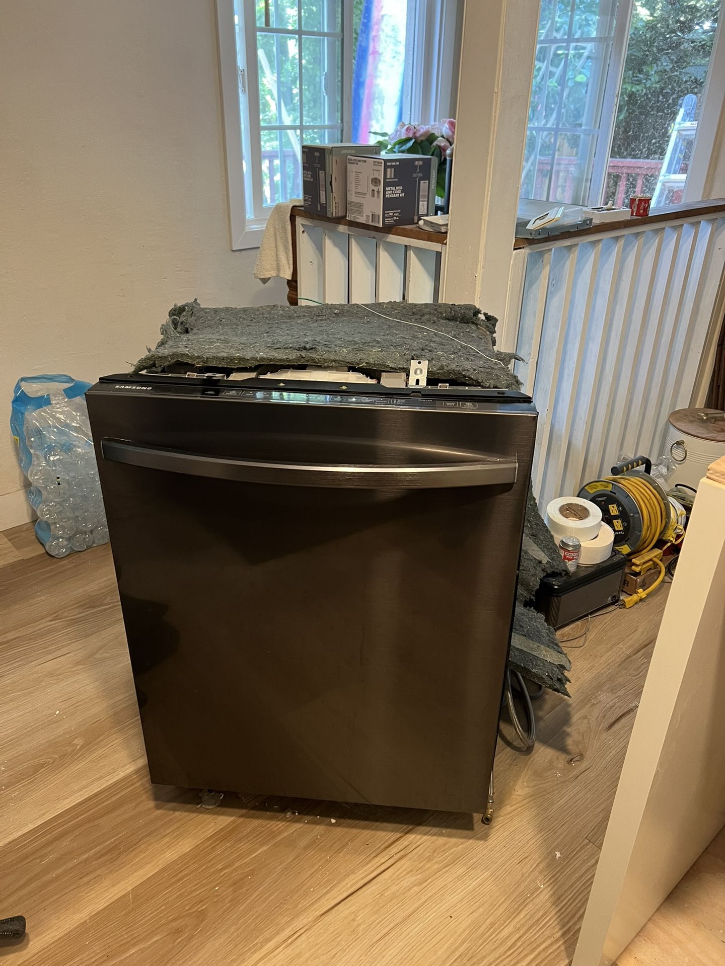 Samsung 24” Dishwasher Top Control