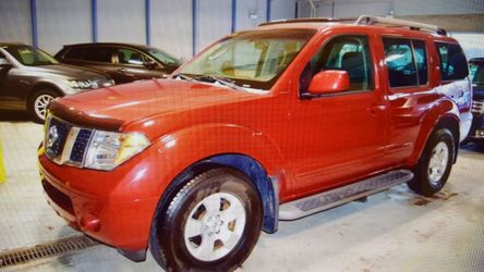 2007 Nissan Pathfinder SE Off-Road 4dr SUV 4WD