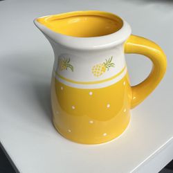 Adorable, yellow,  pineapple pitcher