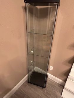 Glass-door-cabinet