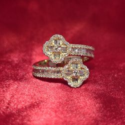 10k Yellow Gold Diamond Iced Out  Baguette Clover Ring 0.90 ctw