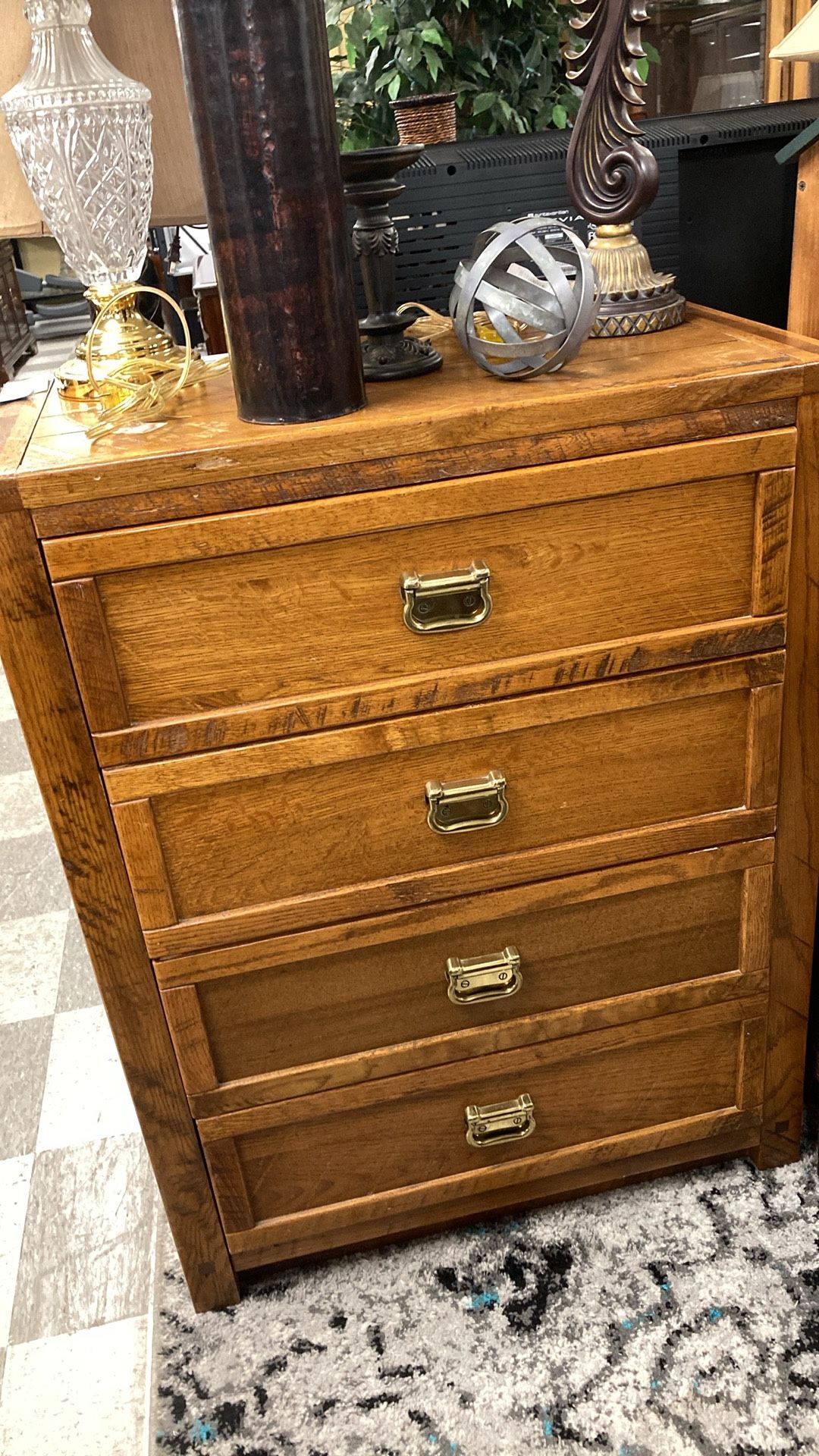 Young Hinkle 4 Drawer Chest