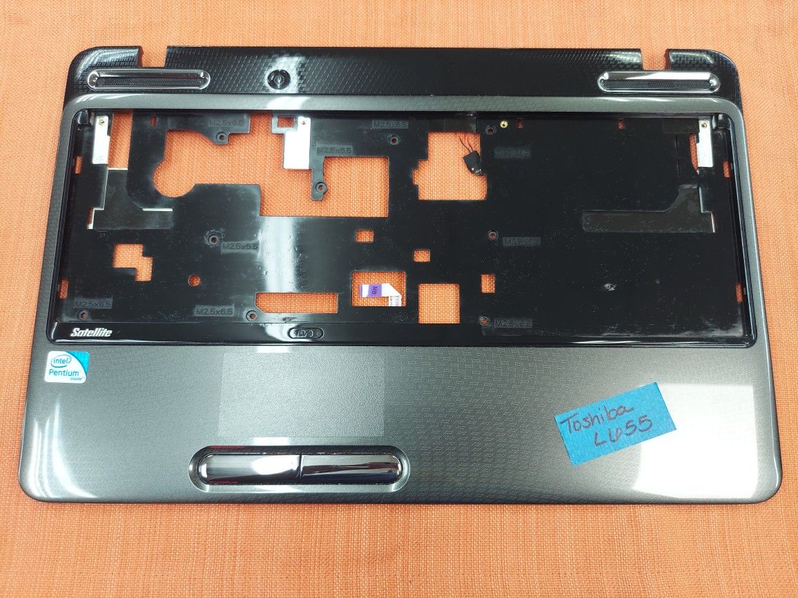 Toshiba Laptop Palmrest!! EXCELLENT CONDITION