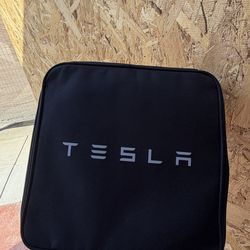 Tesla mobile connector charger