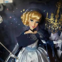 Disney LE Cinderella Midnight Masquerade 