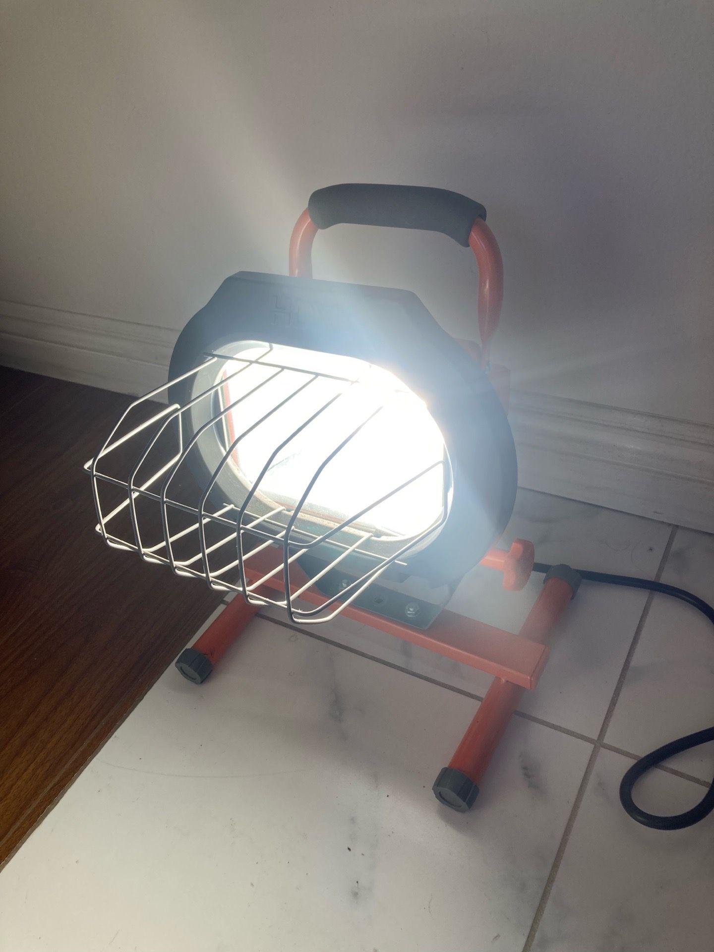 HDX portable work light