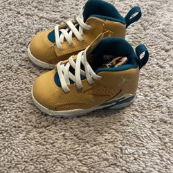 Toddler Jordan retro 5c