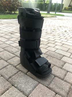 Tall CAM walker boot