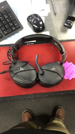 1003  Turtle Beach Recon 200 Wired Overear  Gaming Headset 555345