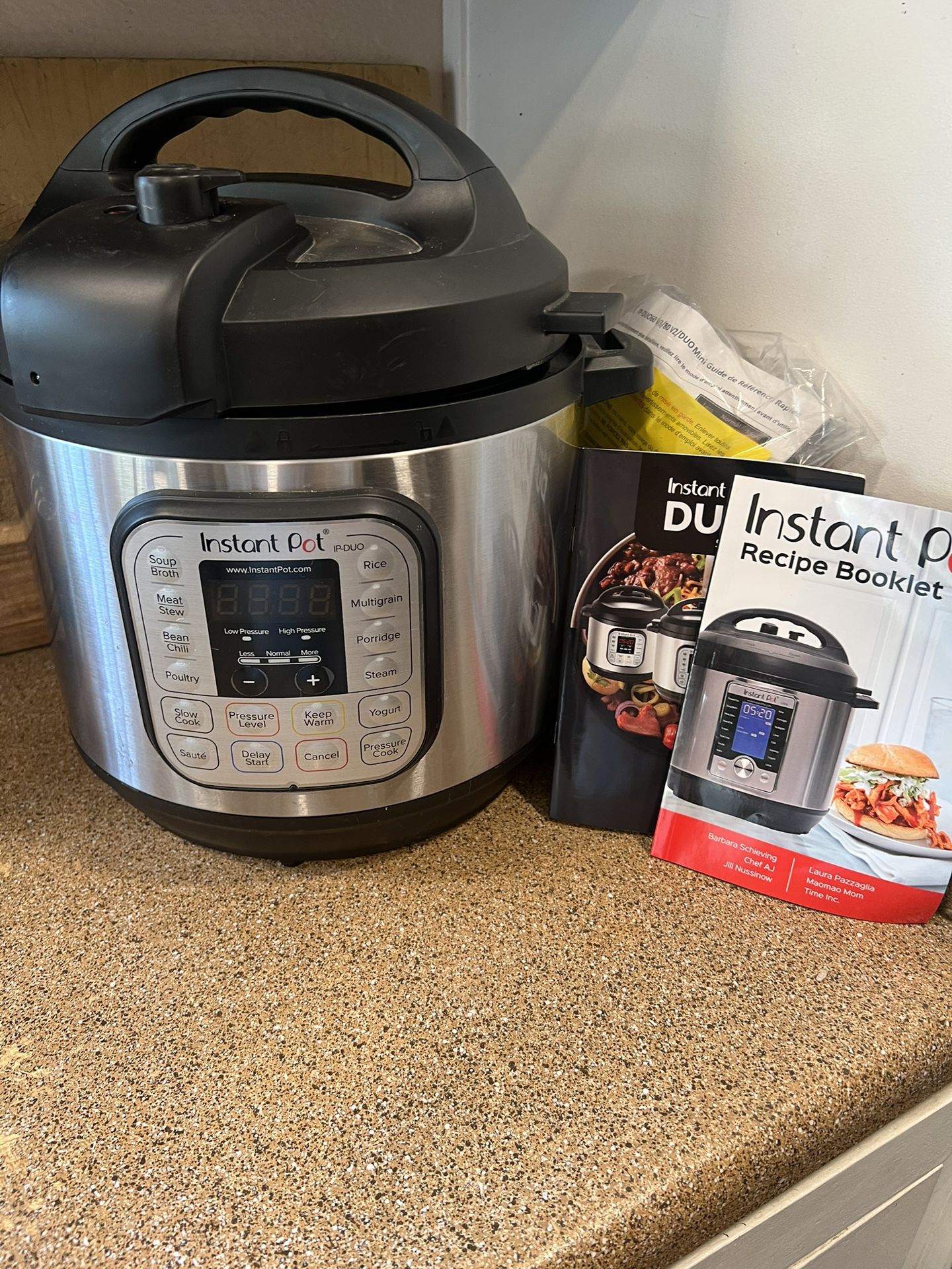 Brand new Never Used  Instant Pot Dual series