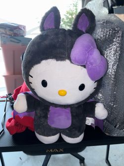 Hello kitty greeter