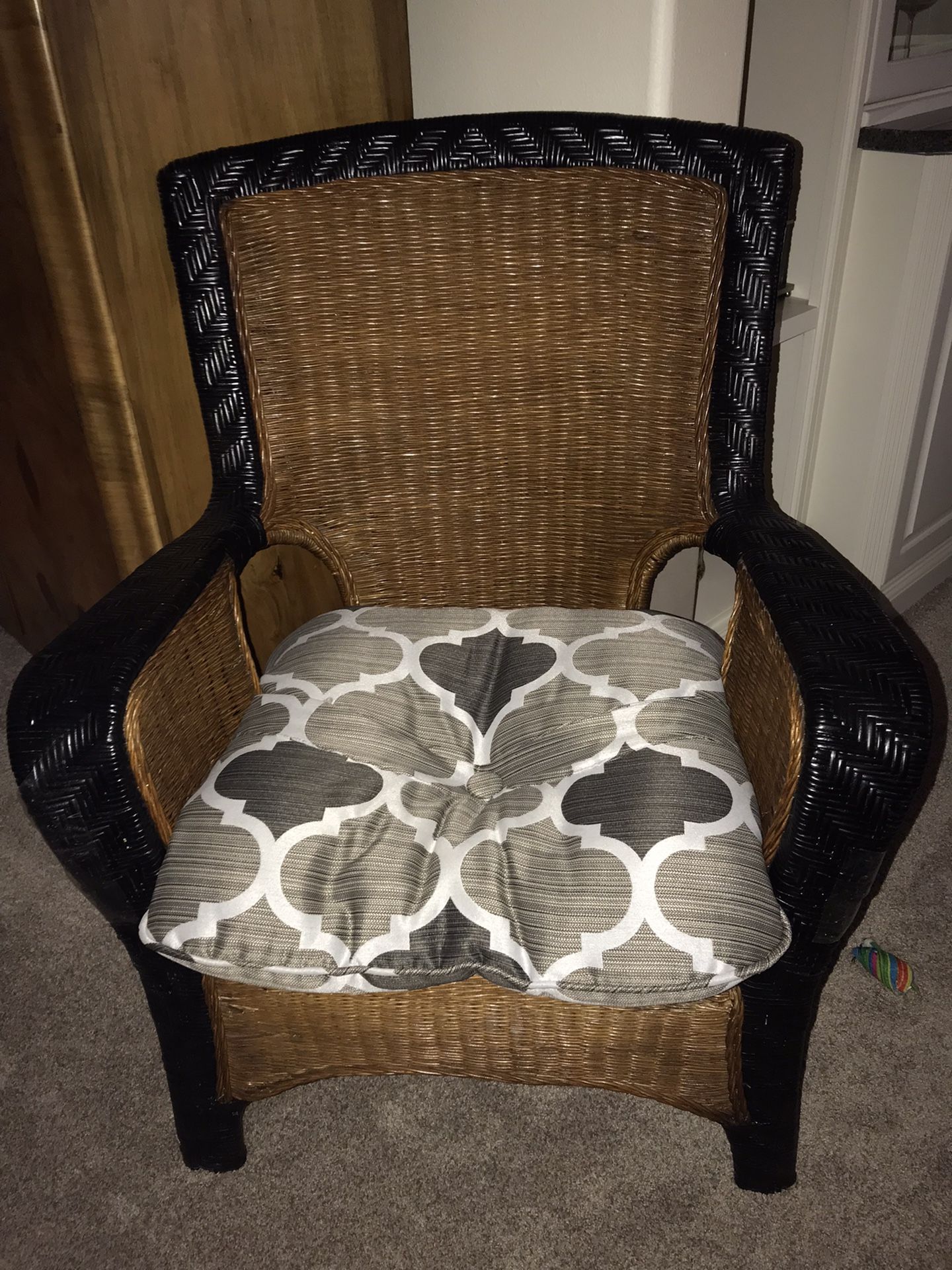 Wicker Chair With Cushion