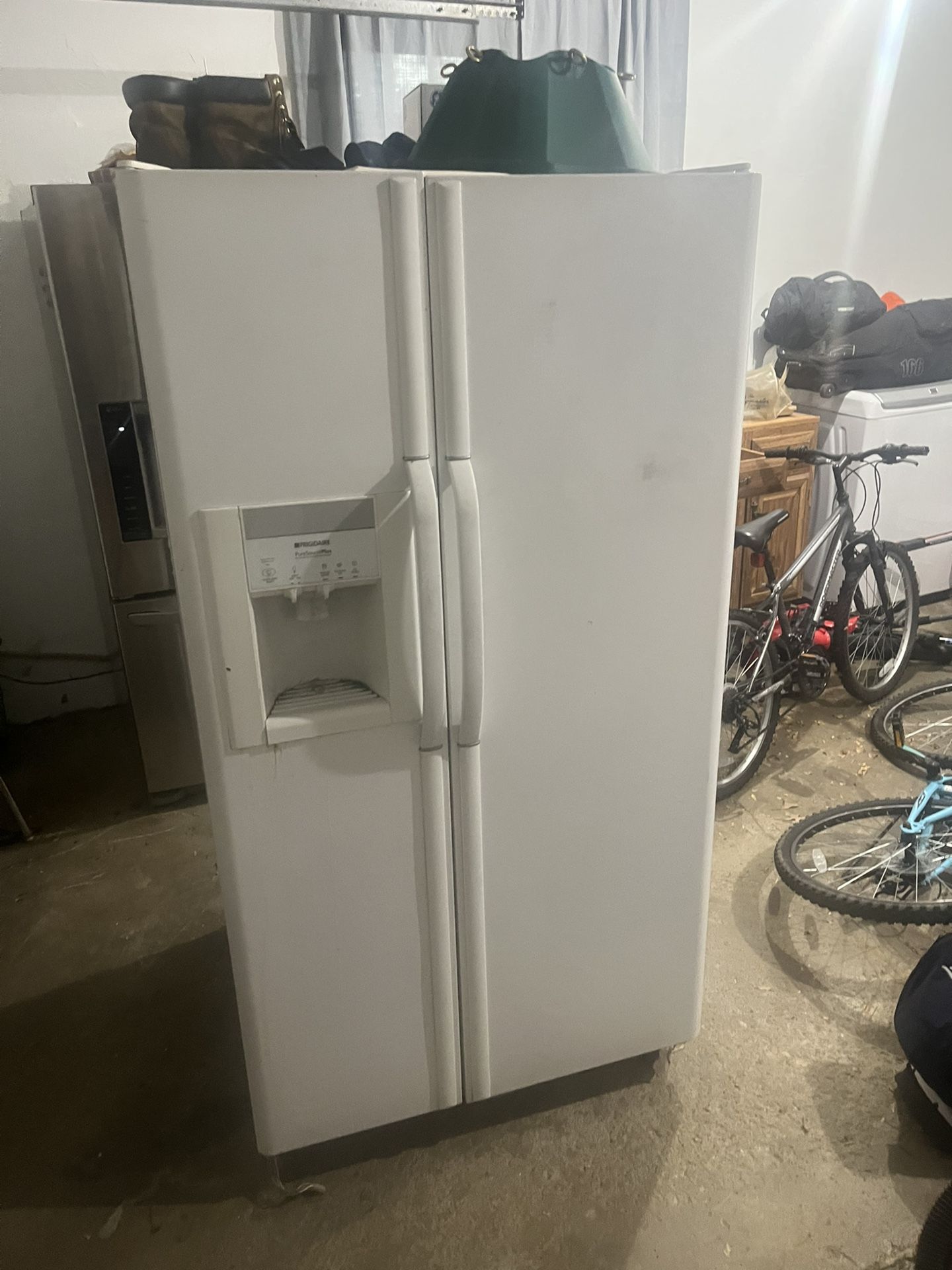 Fridge/freezer Combo