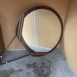 Dresser mirror