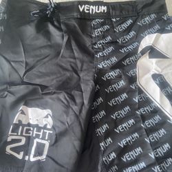 Venom Mens XL MMA Shorts, Light 2.0