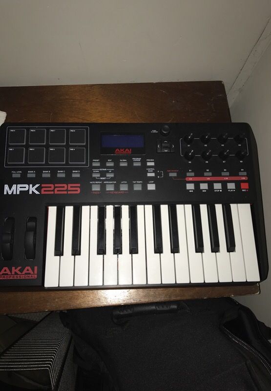 Akai MPK 225 for sale