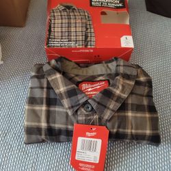 Brand New Milwaukee Flannel Size Large $40 FIRM. PICKUP IN OAKDALE 