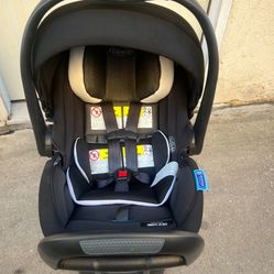 GRACO SNUGRIDE 30