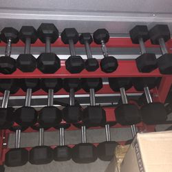 5-50lb Dumbbell Set With rack 