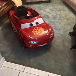 Power Wheel Lighting McQueen 