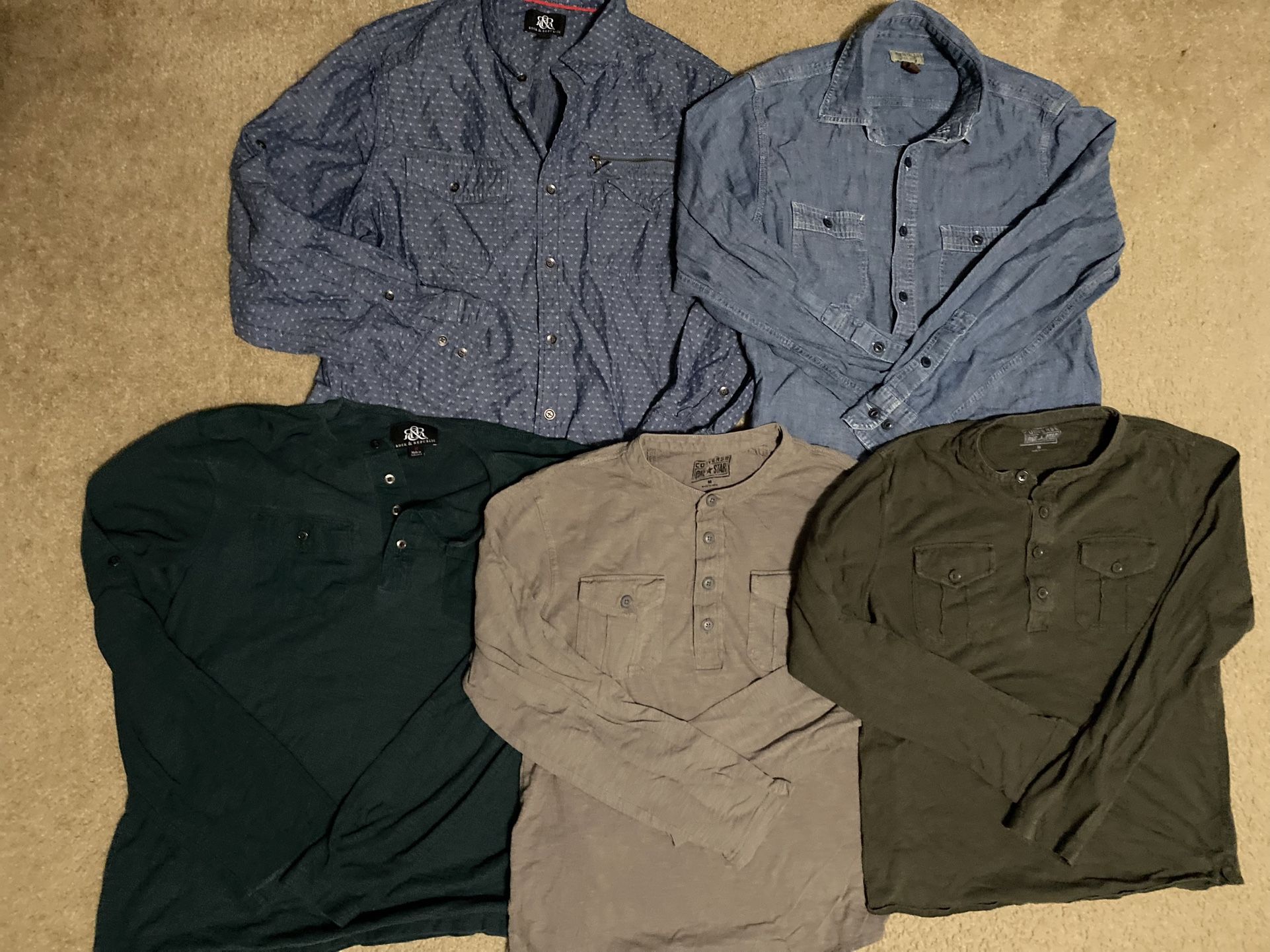 Nice Men’s Size Medium Long-sleeved Shirts 