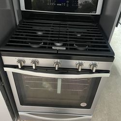 Whirlpool Stainless Steel Freestanding Gas Stove