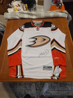 Janie Drysdale Signed  Auto Anaheim Ducks Jersey  Size XL