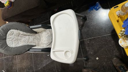 Toddlers Chair And Table