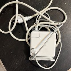 Genuine Apple 85W MagSafe Power Adapter A1222 