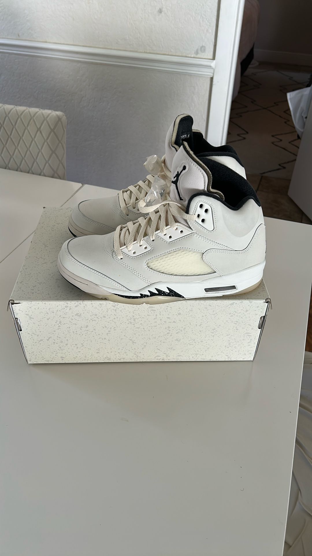 **Brand New Sail** Jordan 5 Retro SE $200 OBO