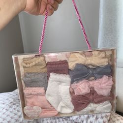 Baby Girl Bows And Socks 