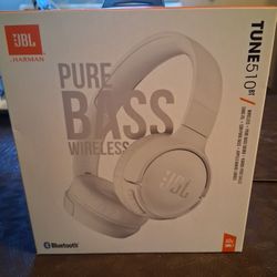 New JBL PURE BASS WIRELESS WHITE HEADPHONES TUNE 510 BT