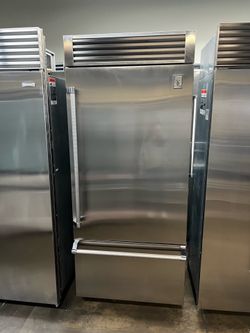 HESTAN 36”WIDE BUILT IN BOTTOM FREEZER REFRIGERATOR STAINLESS STEEL