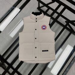 Canada Goose White Jacket Vest