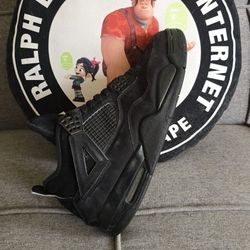 Black Cat 4s Size 10.5