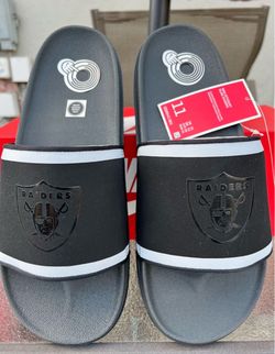 RAIDERS SANDALS LAS VEGAS RAIDERS SANDALS SIZE 11 NIKE SANDALS