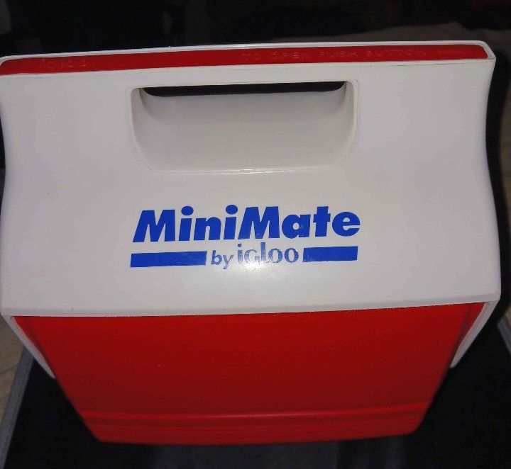 Igloo MiniMate cooler