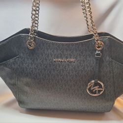 Michael Kors Jet Set Shoulder Bag