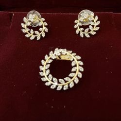 14k Gold Plated Leaf Earrings With Pendant 