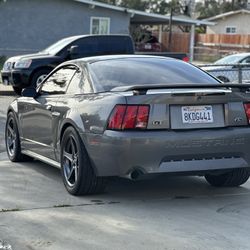 2004 Ford Mustang