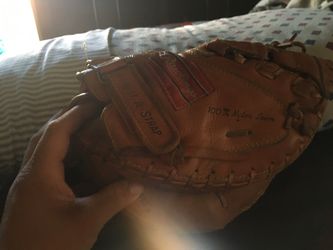 Rawlings C100 catchers glove from the 90s