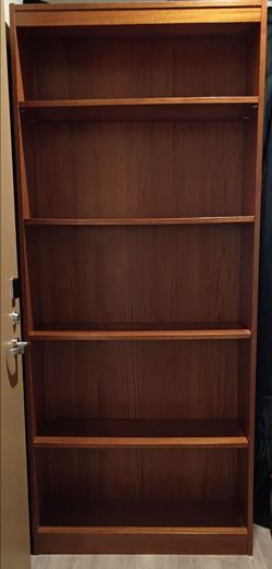Red Chestnut 5 Shelf Wooden Bookcase / Displayer