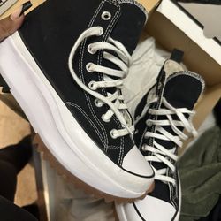 Converse Size 7.5M /9W