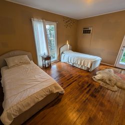 4 Twin Beds With Bedframe 75$ Each