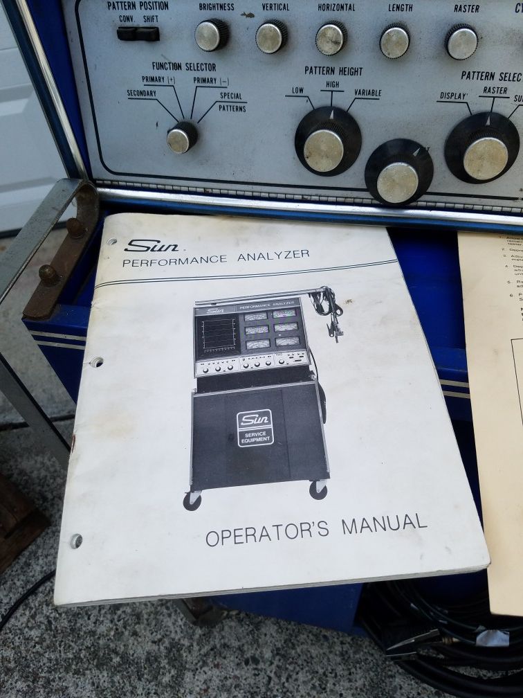 Sun engine analyzer, vintage 70's working engine analyzer for Sale in